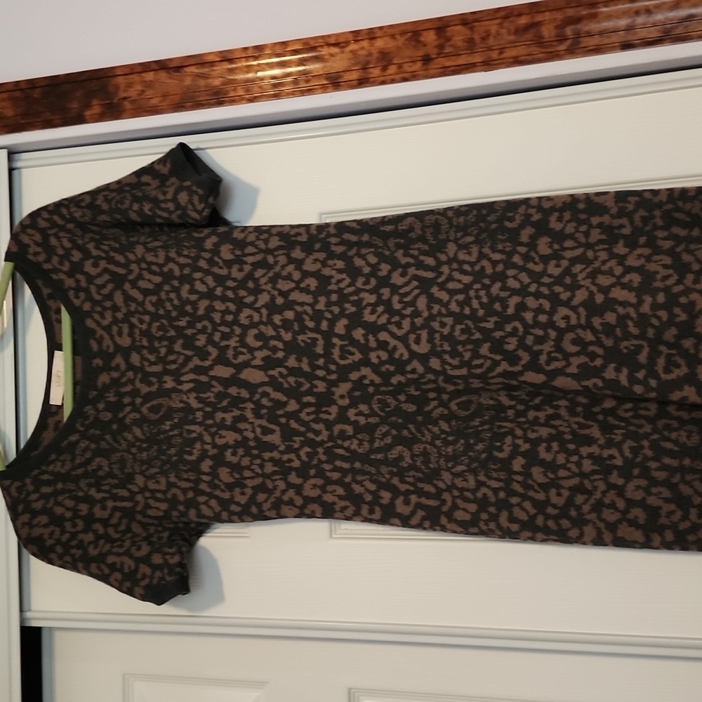 Just above the knee indigo with brown specs knit dress
